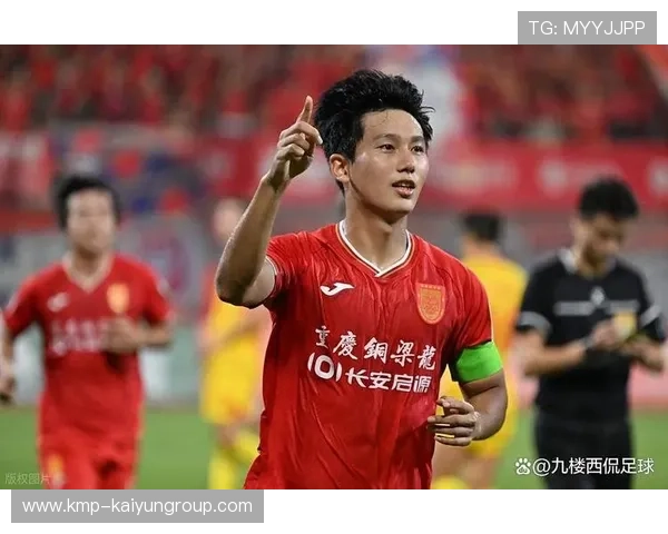 中超赛场年轻球员突破训练加速：中国足球的未来之星涌现